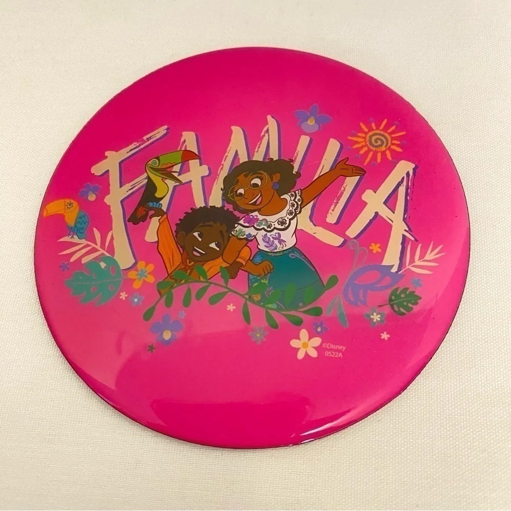 Disney Encanto 3 Piece Silicone Breakfast Molds And 3 Magnets New Without Tags